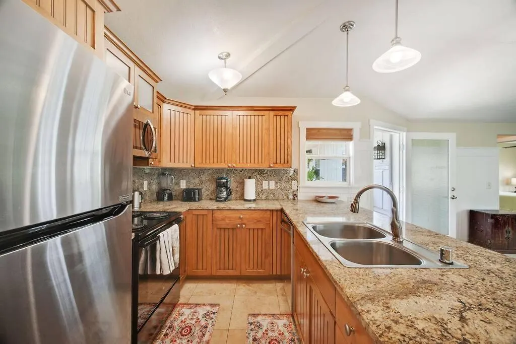 Apartman Ac Villa In Princeville